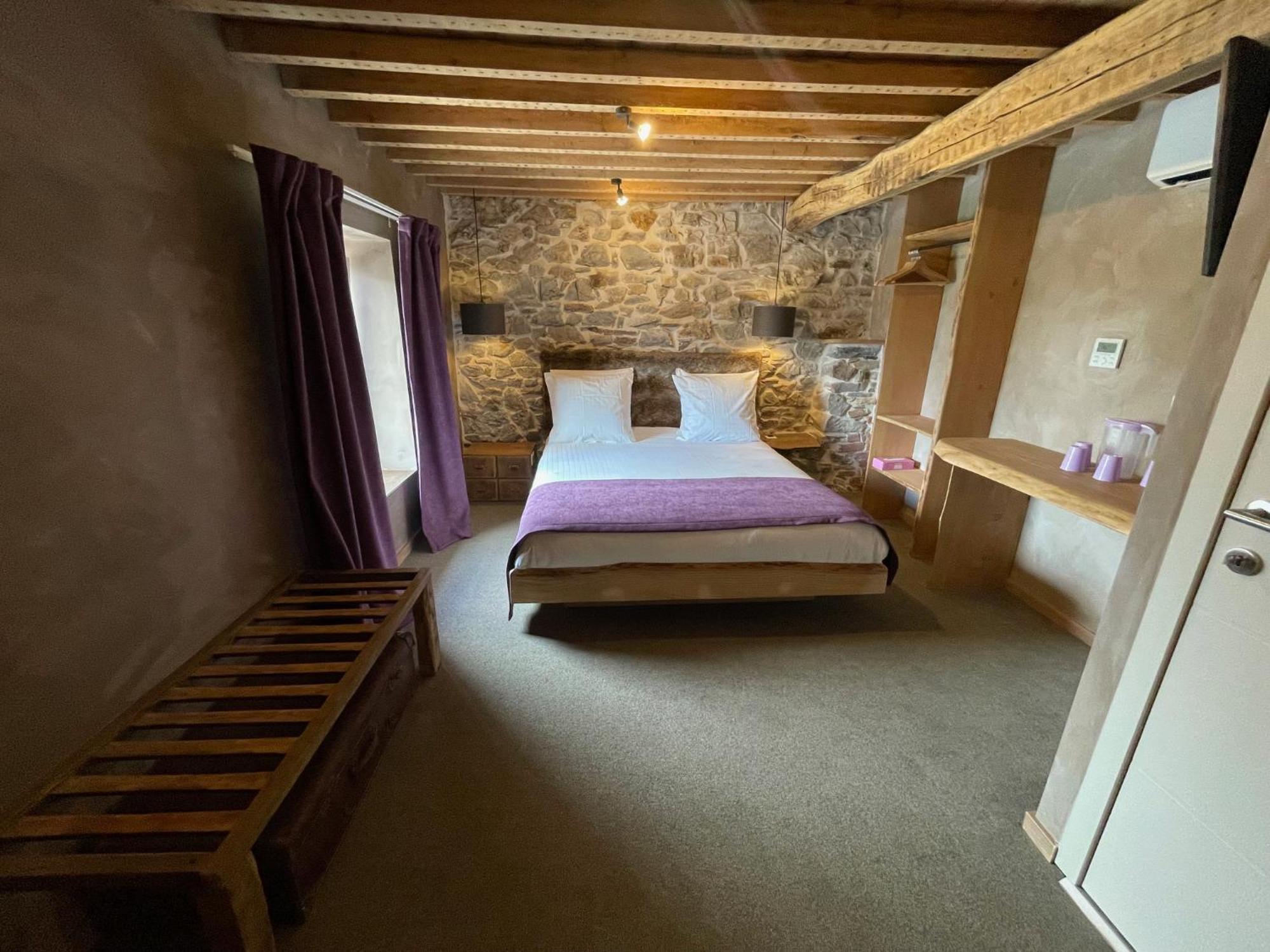 Les Chambres De Laurette Спа Екстериор снимка
